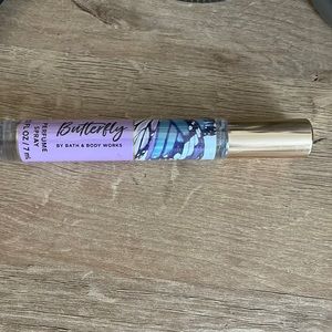 Brand new Butterfly travel size perfume from Bath and Body Works 🦋